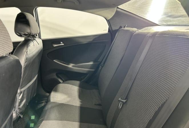 Hyundai Solaris I с пробегом 2014 года, цена 900 000 рублей, 167575 км, седан, Автокод Объявления