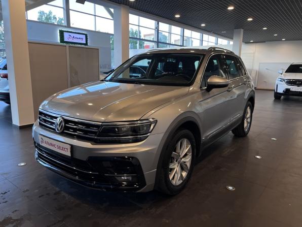 Volkswagen Tiguan II с пробегом 2018 года, цена 2 510 000 рублей, 130831 км, внедорожник, Автокод Объявления