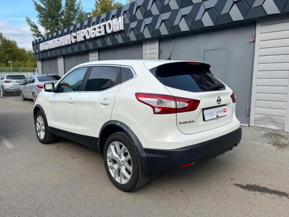 Nissan Qashqai II с пробегом 2016 года, цена 1 499 000 рублей, 132387 км, внедорожник, Автокод Объявления