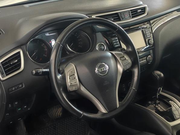 Nissan Qashqai II с пробегом 2014 года, цена 1 595 000 рублей, 111797 км, внедорожник, Автокод Объявления