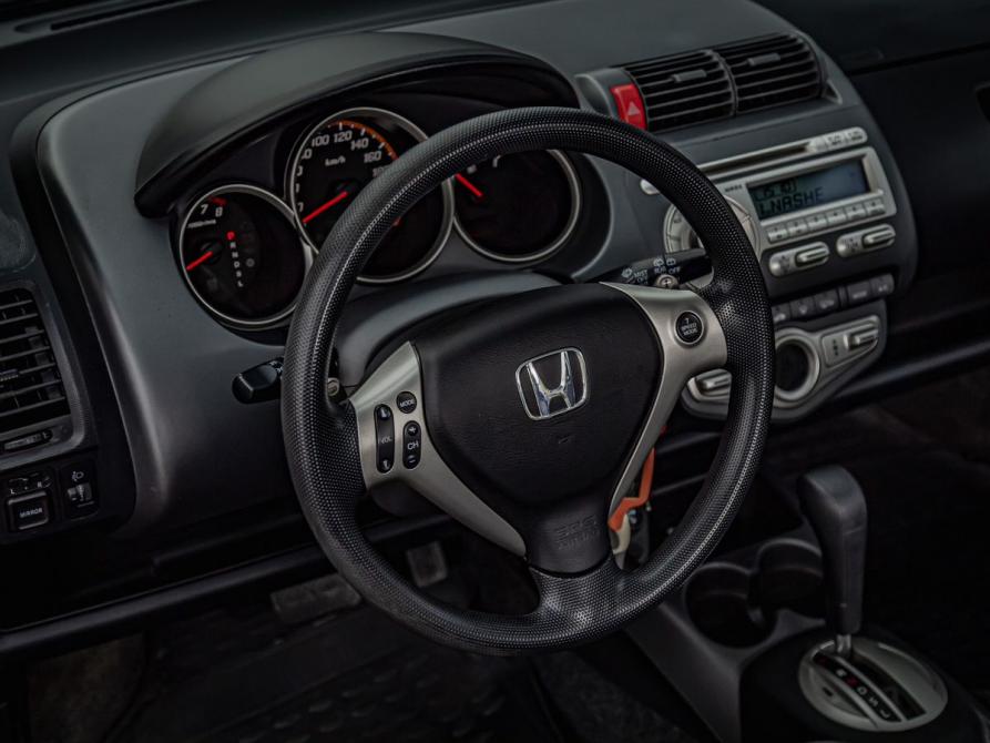 Honda Jazz I Рестайлинг Тюмень  - изображение 11