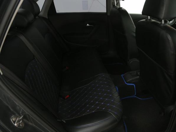 Volkswagen Polo V Рестайлинг с пробегом 2015 года, цена 609 000 рублей, 158000 км, седан, Автокод Объявления