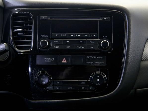 Mitsubishi Outlander III Рестайлинг 2 с пробегом 2016 года, цена 1 699 000 рублей, 98541 км, внедорожник, Автокод Объявления