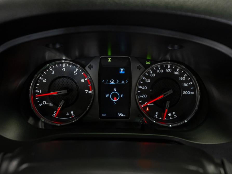 Toyota Hilux VIII Рестайлинг 2 Москва  - изображение 11