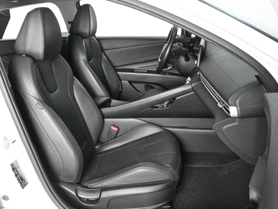 Hyundai Elantra VII (CN7) Рестайлинг Ростов-на-Дону  - изображение 8