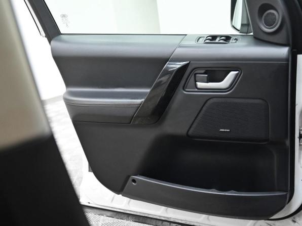Land Rover Freelander II Рестайлинг 2 с пробегом 2014 года, цена 1 269 000 рублей, 127925 км, внедорожник, Автокод Объявления