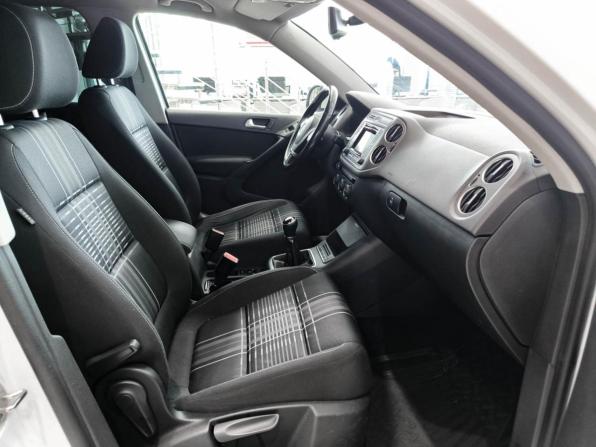 Volkswagen Tiguan I Рестайлинг с пробегом 2016 года, цена 1 399 000 рублей, 159979 км, внедорожник, Автокод Объявления