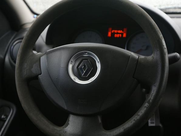 Renault Logan I Рестайлинг с пробегом 2010 года, цена 275 000 рублей, 270000 км, седан, Автокод Объявления