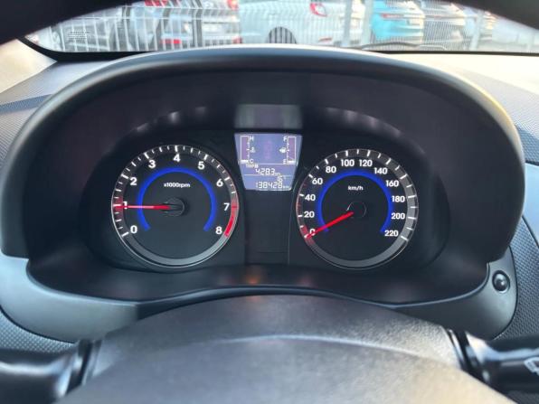Hyundai Solaris I Рестайлинг с пробегом 2015 года, цена 912 961 рубль, 138348 км, хэтчбек, Автокод Объявления