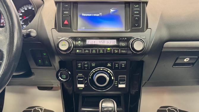 Toyota Land Cruiser Prado 150 Series Рестайлинг 1 с пробегом 2016 года, цена 3 490 000 рублей, 284246 км, внедорожник, Автокод Объявления
