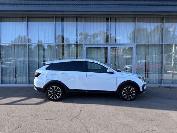 Lada (ВАЗ) Vesta I Рестайлинг (NG) с пробегом 2024 года, цена 1 699 000 рублей, 11205 км, универсал, Автокод Объявления