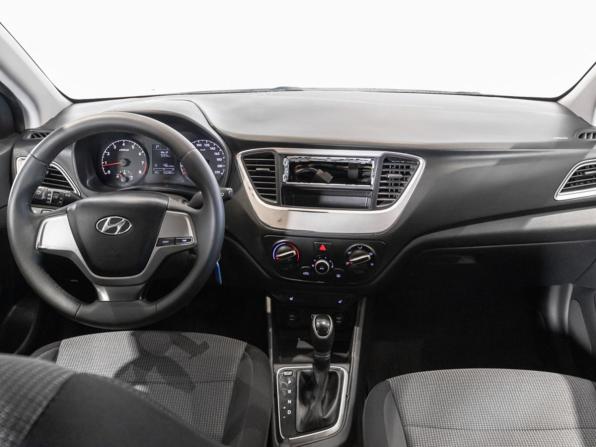 Hyundai Solaris II с пробегом 2019 года, цена 800 000 рублей, 150282 км, седан, Автокод Объявления