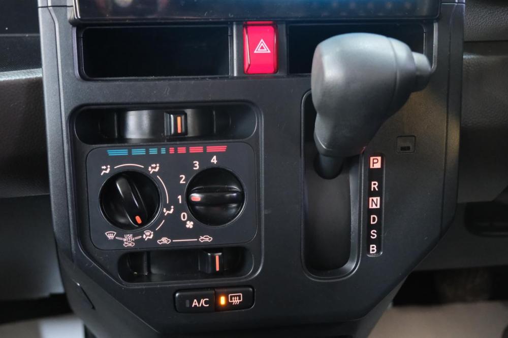 Toyota Roomy I Рестайлинг Омск  - изображение 15