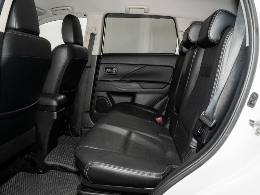 Mitsubishi Outlander III Рестайлинг 2 Иркутск  - изображение 7
