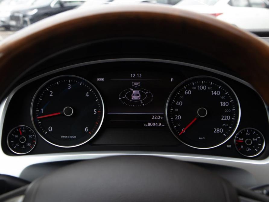 Volkswagen Touareg II Рестайлинг Москва  - изображение 10