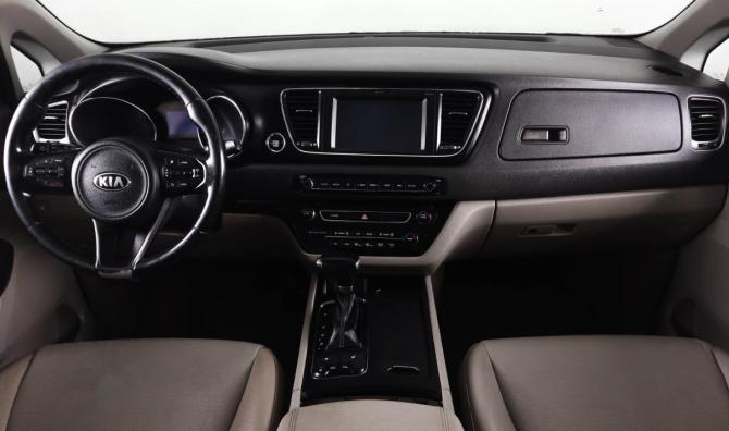 Kia Carnival III с пробегом 2017 года, цена 2 519 000 рублей, 140200 км, минивэн, Автокод Объявления