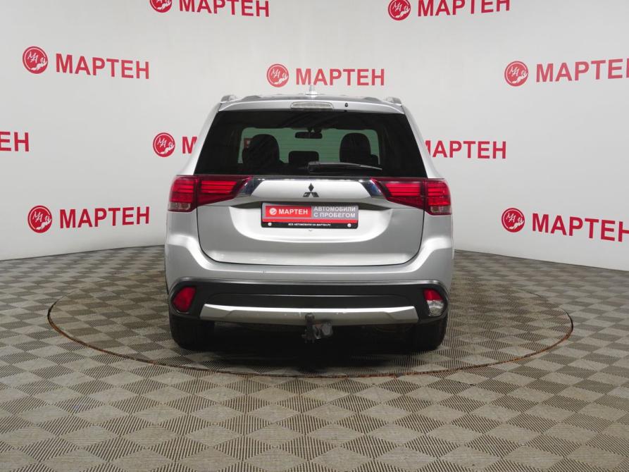 Mitsubishi Outlander III Рестайлинг 2 Вологда  - изображение 6