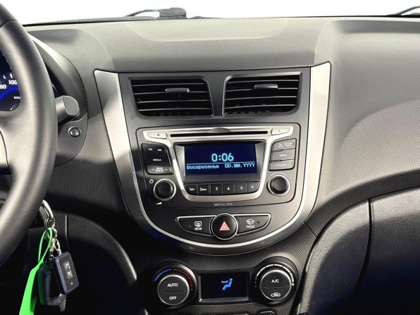 Hyundai Solaris I Рестайлинг с пробегом 2015 года, цена 1 040 000 рублей, 89328 км, седан, Автокод Объявления