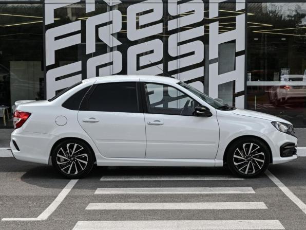 Lada (ВАЗ) Granta I Рестайлинг с пробегом 2024 года, цена 1 199 000 рублей, 13530 км, седан, Автокод Объявления