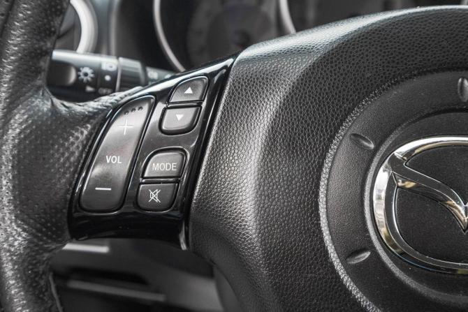 Mazda 3 I (BK) Рестайлинг с пробегом 2008 года, цена 749 000 рублей, 260000 км, седан, Автокод Объявления