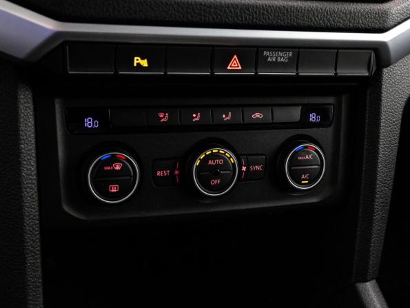 Volkswagen Amarok I Рестайлинг с пробегом 2018 года, цена 2 949 000 рублей, 162235 км, offers.body_type.unknown, Автокод Объявления