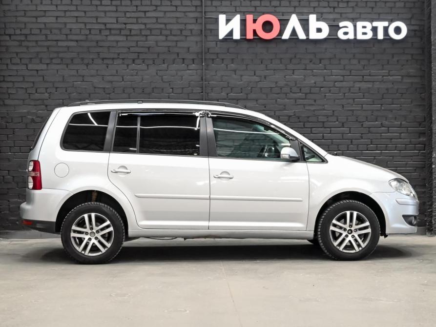Volkswagen Touran I Рестайлинг Екатеринбург  - изображение 9