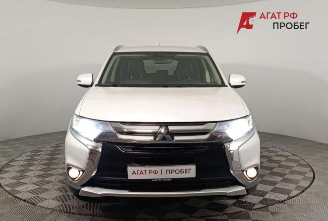 Mitsubishi Outlander III Рестайлинг 2 с пробегом 2016 года, цена 1 820 000 рублей, 142312 км, внедорожник, Автокод Объявления