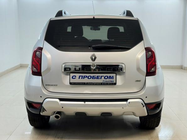 Renault Duster I Рестайлинг с пробегом 2015 года, цена 1 320 000 рублей, 99238 км, внедорожник, Автокод Объявления