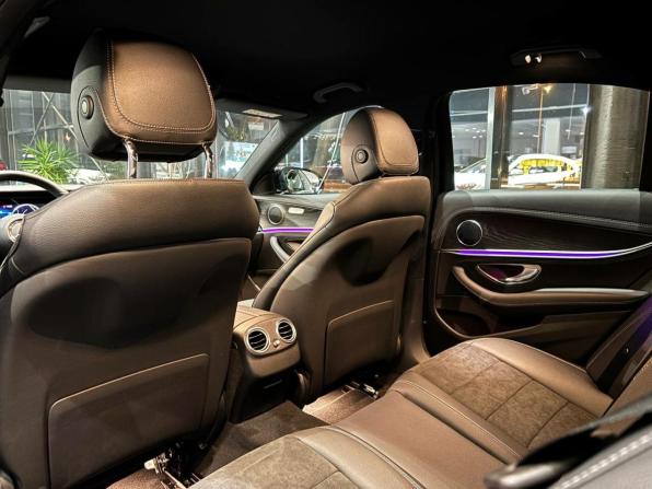 Mercedes-Benz E-Класс V (W213 S213 C238) Рестайлинг с пробегом 2024 года, цена 9 600 000 рублей, 1 км, седан, Автокод Объявления