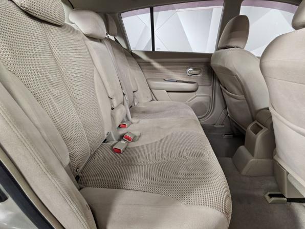 Nissan Tiida I Рестайлинг с пробегом 2012 года, цена 585 000 рублей, 184253 км, хэтчбек, Автокод Объявления
