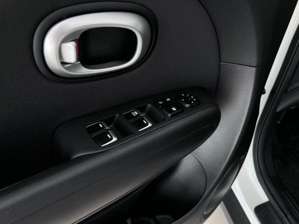 Kia Soul II Рестайлинг с пробегом 2017 года, цена 1 650 000 рублей, 117532 км, хэтчбек, Автокод Объявления