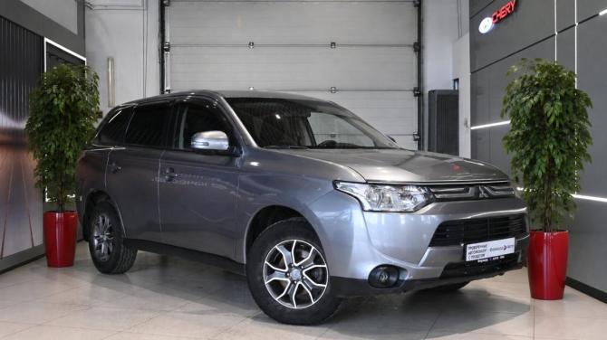 Mitsubishi Outlander III с пробегом 2013 года, цена 1 235 000 рублей, 200000 км, внедорожник, Автокод Объявления