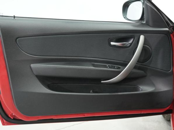 BMW 1 серии I (E81/E82/E87/E88) Рестайлинг с пробегом 2011 года, цена 780 000 рублей, 258000 км, хэтчбек, Автокод Объявления