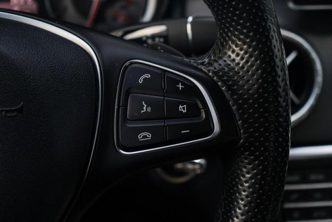 Mercedes-Benz CLA I (C117 X117) с пробегом 2015 года, цена 1 630 000 рублей, 117742 км, седан, Автокод Объявления