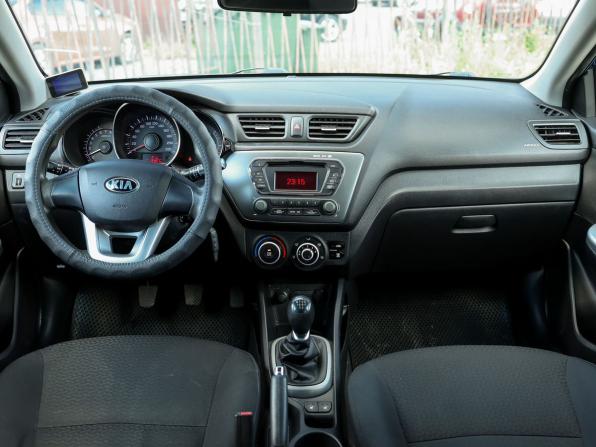 Kia Rio III с пробегом 2013 года, цена 859 000 рублей, 137950 км, хэтчбек, Автокод Объявления