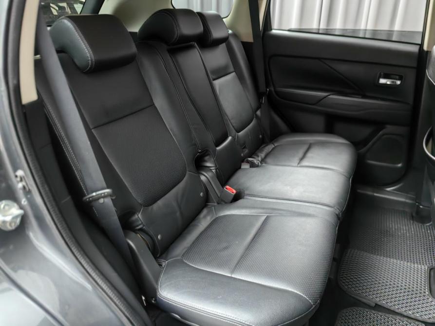 Mitsubishi Outlander III Рестайлинг 2 Подольск  - изображение 8