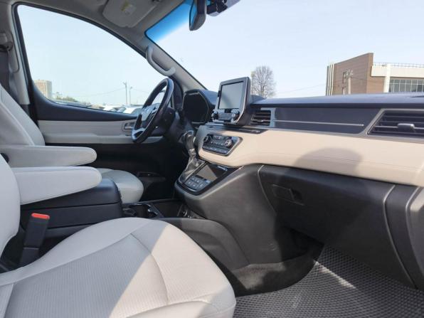 Hyundai Grand Starex I Рестайлинг 2 с пробегом 2019 года, цена 3 990 000 рублей, 161099 км, минивэн, Автокод Объявления