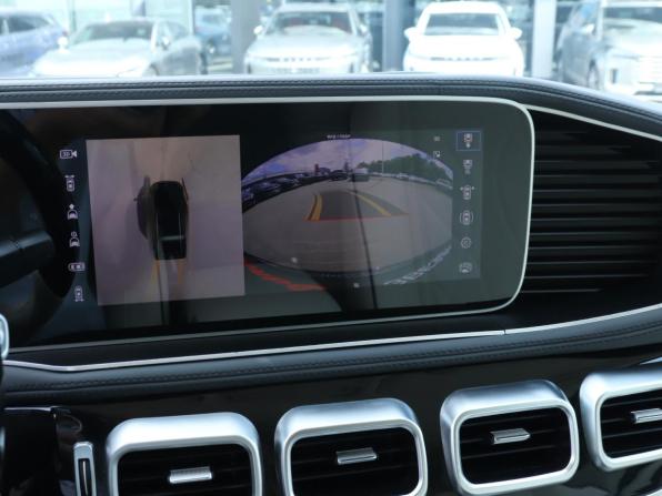 Mercedes-Benz V-Класс III (W447) Рестайлинг с пробегом 2024 года, цена 8 995 000 рублей, 7940 км, минивэн, Автокод Объявления