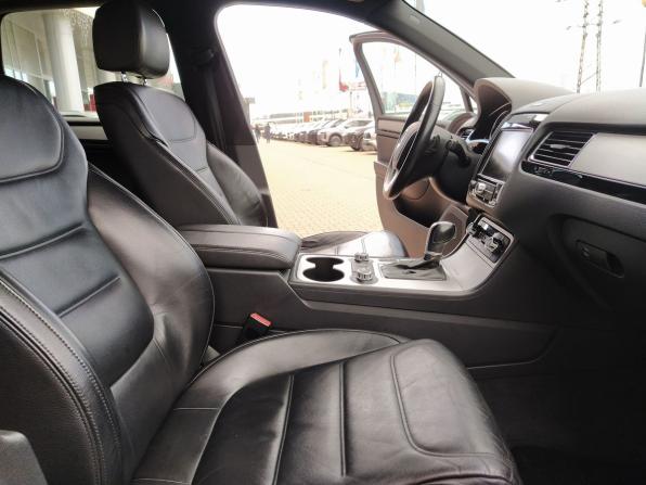 Volkswagen Touareg II с пробегом 2011 года, цена 2 300 000 рублей, 121635 км, внедорожник, Автокод Объявления