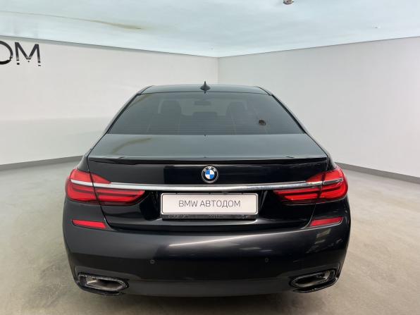 BMW 7 серии VI (G11/G12) с пробегом 2018 года, цена 4 750 000 рублей, 107067 км, седан, Автокод Объявления
