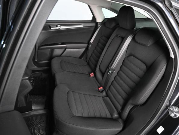 Ford Mondeo V с пробегом 2015 года, цена 1 399 000 рублей, 157011 км, седан, Автокод Объявления