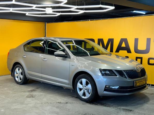 Skoda Octavia III (A7) Рестайлинг с пробегом 2019 года, цена 1 869 000 рублей, 87000 км, лифтбек, Автокод Объявления