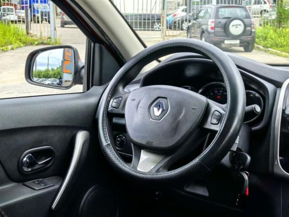 Renault Logan II с пробегом 2016 года, цена 615 000 рублей, 160000 км, седан, Автокод Объявления