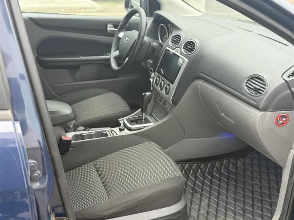 Ford Focus II Рестайлинг с пробегом 2011 года, цена 570 000 рублей, 260135 км, хэтчбек, Автокод Объявления