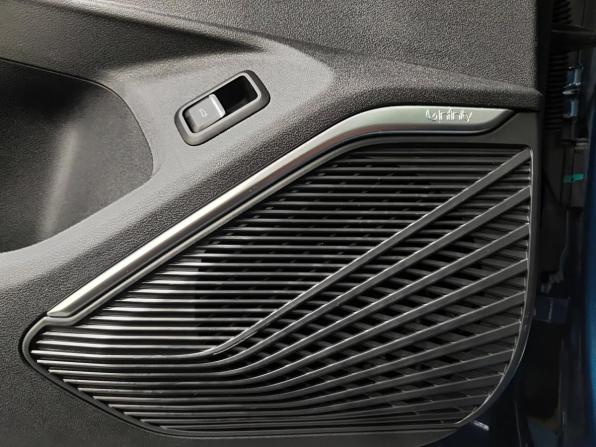 Geely Monjaro I с пробегом 2023 года, цена 2 960 000 рублей, 54385 км, внедорожник, Автокод Объявления