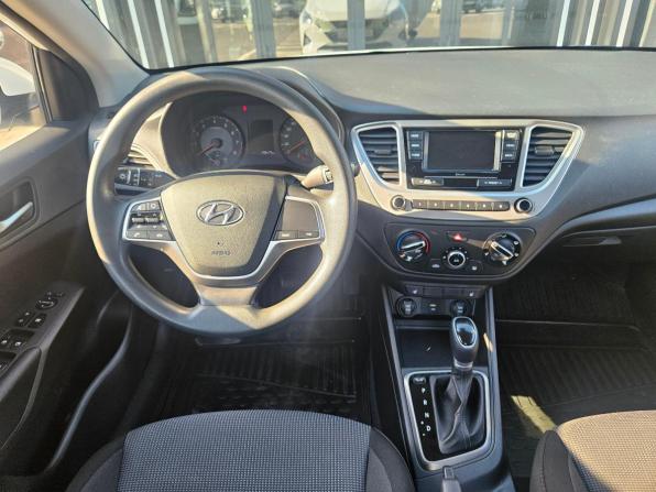 Hyundai Solaris II Рестайлинг с пробегом 2020 года, цена 1 170 000 рублей, 173400 км, седан, Автокод Объявления