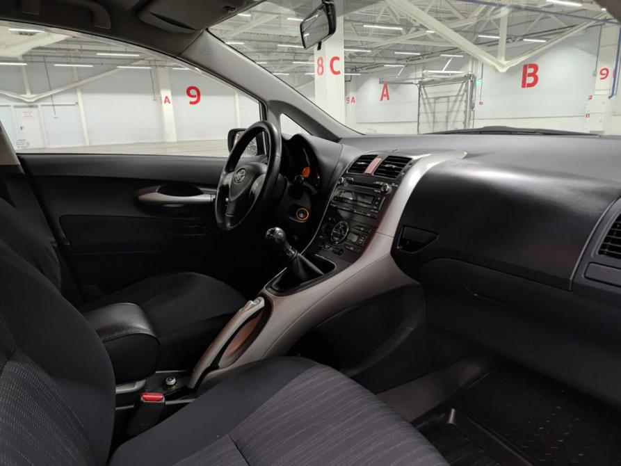 Toyota Auris I Казань  - изображение 13