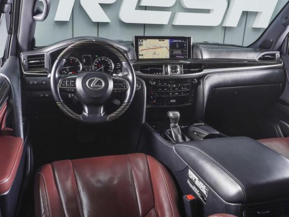 Lexus LX III Рестайлинг 2 с пробегом 2019 года, цена 9 750 000 рублей, 144862 км, внедорожник, Автокод Объявления