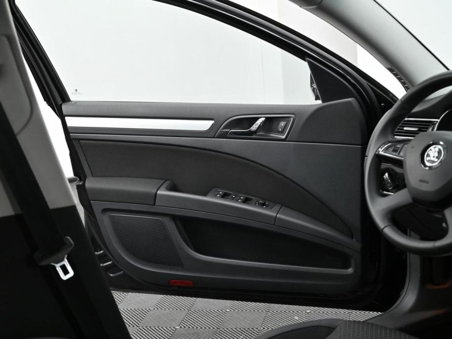 Skoda Superb II Рестайлинг Москва  - изображение 11