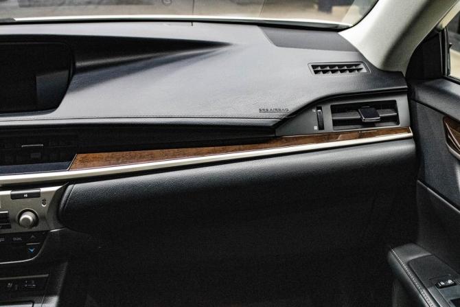 Lexus ES VI с пробегом 2014 года, цена 2 049 000 рублей, 132647 км, седан, Автокод Объявления